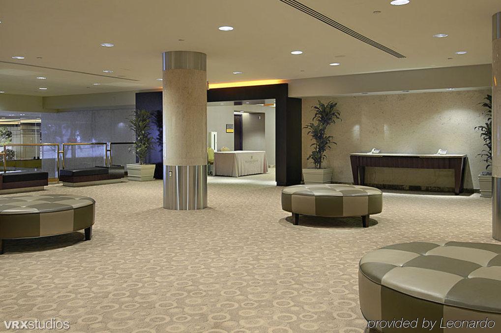 Wilshire Grand Los Angeles Hotel Interior photo